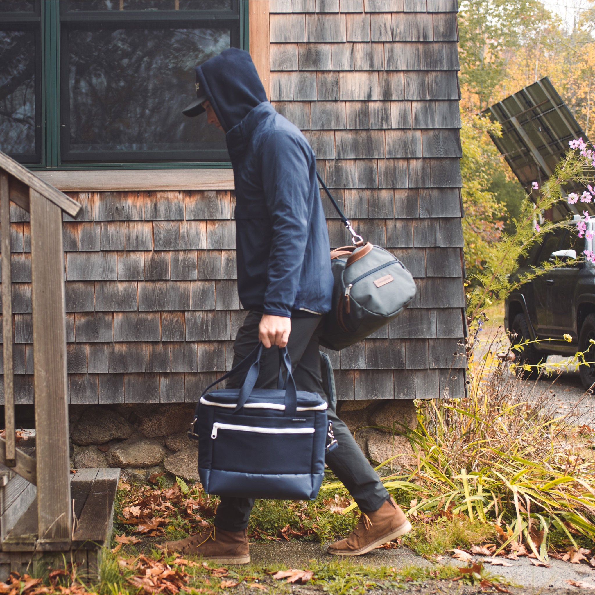Leather barrel duffel bag shop